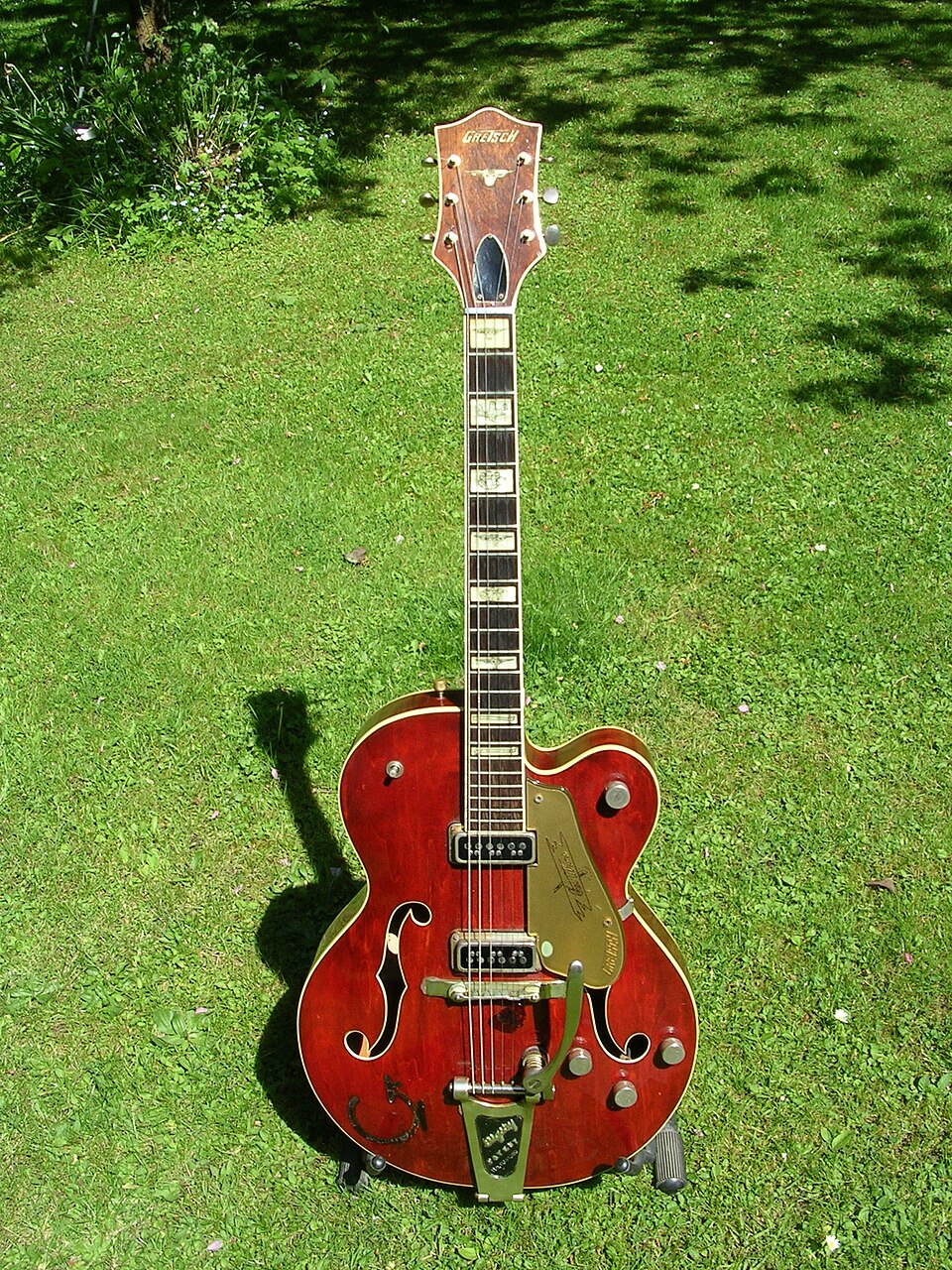 Gretsch 6120.jpg