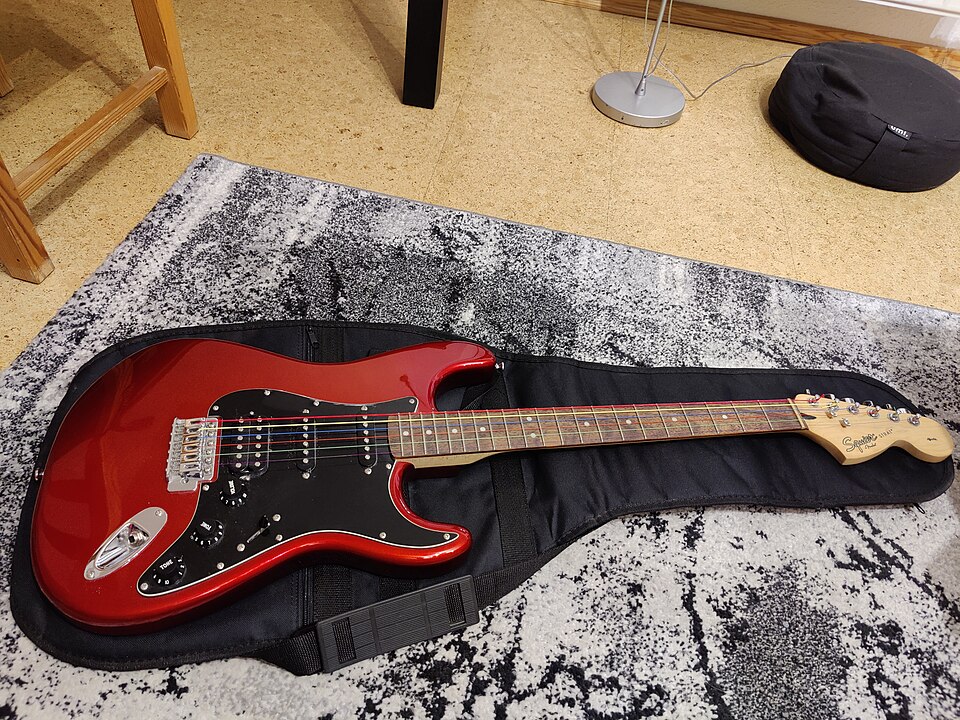 Squier Fender Stratocaster guitar.jpg